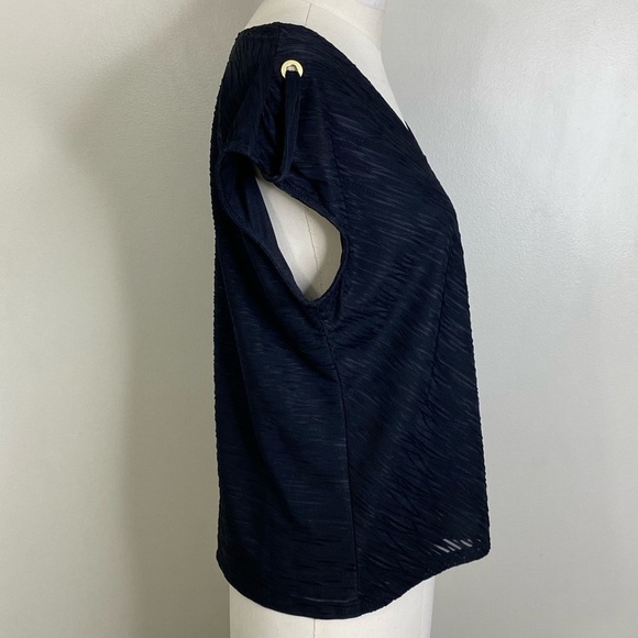 TANJAY PETITE MEDIUM CHIC VNECK TOP WITH GOLD SHOULDER GROMMETS LOOP DESIGN - Picture 6 of 14